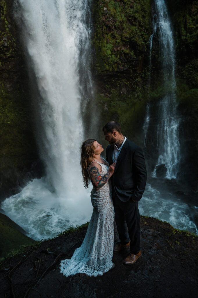 elopement at Falls Creek Falls in Washington State