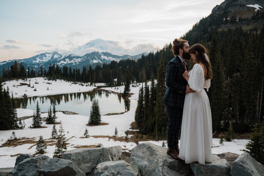 wedding at tipsoo lake, mount rainier national park