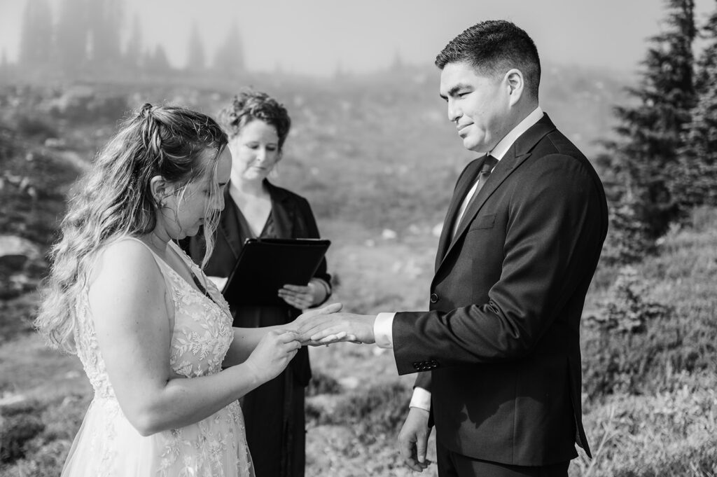 Mount Rainier elopement ceremony