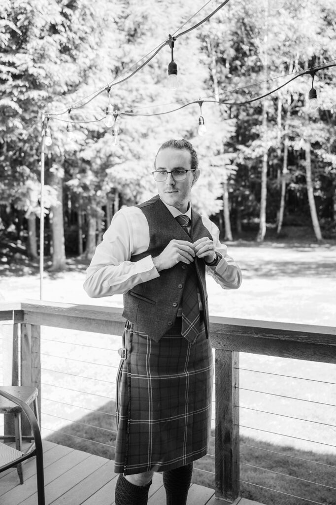 Groom gets ready for an Olympic National Park wedding ceremony