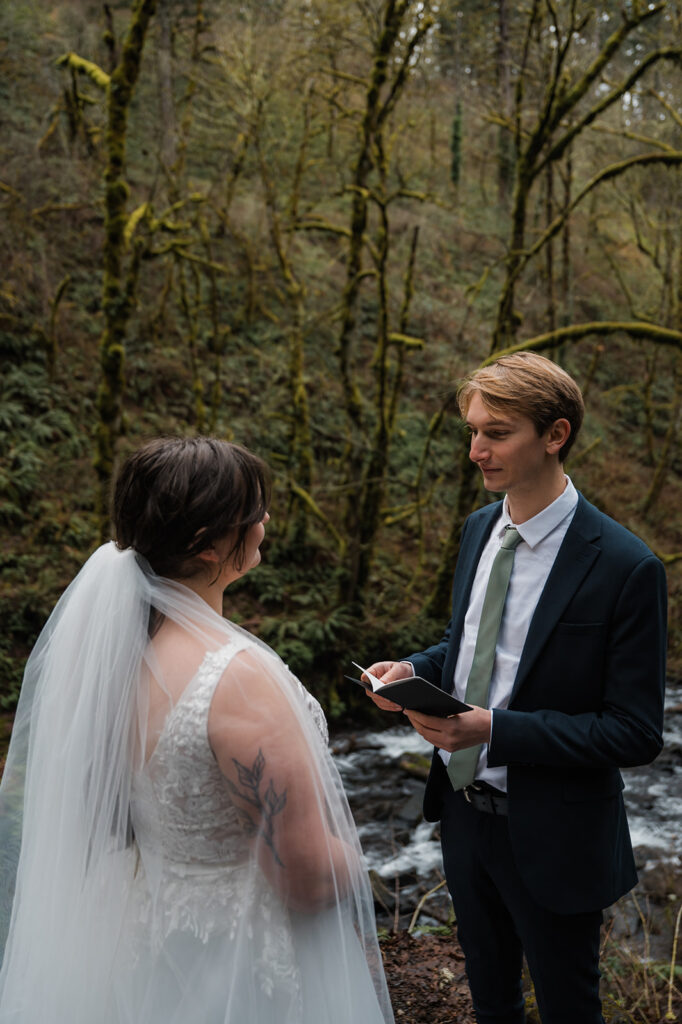 Bridal Veil Falls elopement ceremony