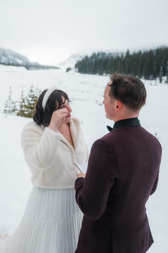 A snowy Mt Hood elopement ceremony in the winter